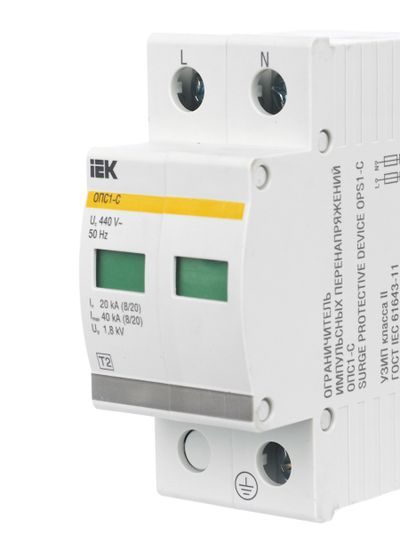 Огран. имп. перенапр.  2П  Un=400B  In=20kA  Im=40kA  ОПС1-C 2Р IEK