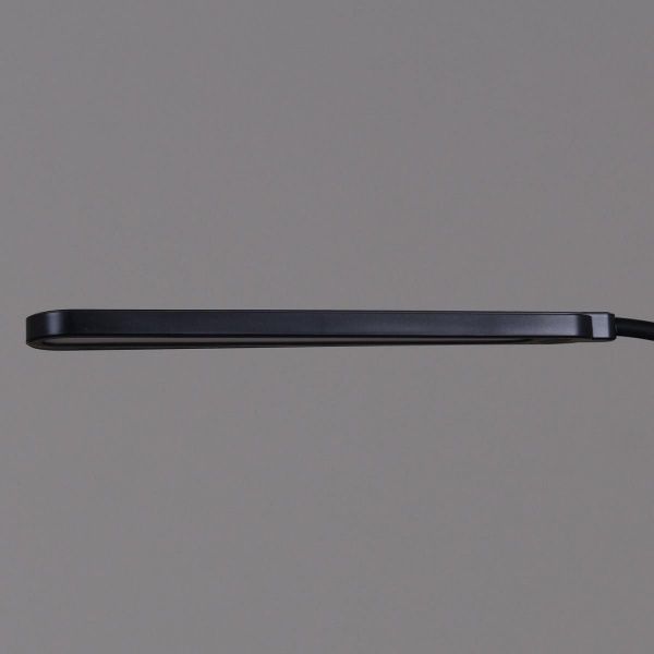 Настольная светодиодная лампа на струбцине Reluce 00868-0.7-01L BK